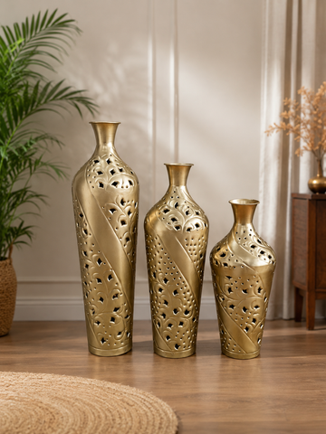 Set of 3 Decorative Metal Flower Vases