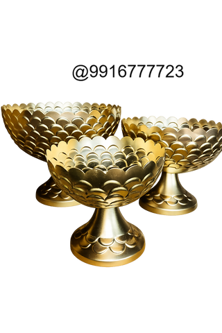 Golden Scallop Pedestal Bowl Set – Set of 3